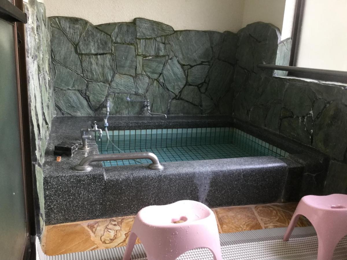 湯布院月灯り Hotel Yufu Buitenkant foto
